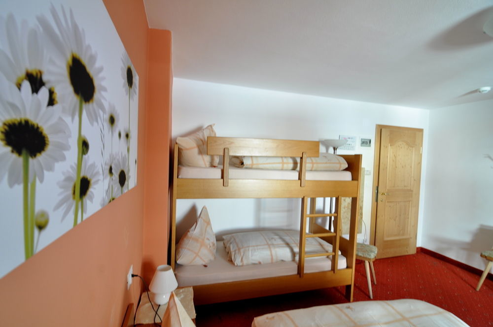 Hotel Traube - Стельвио Экстерьер фото
